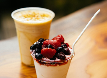 drink and smoothie at beary yogurt