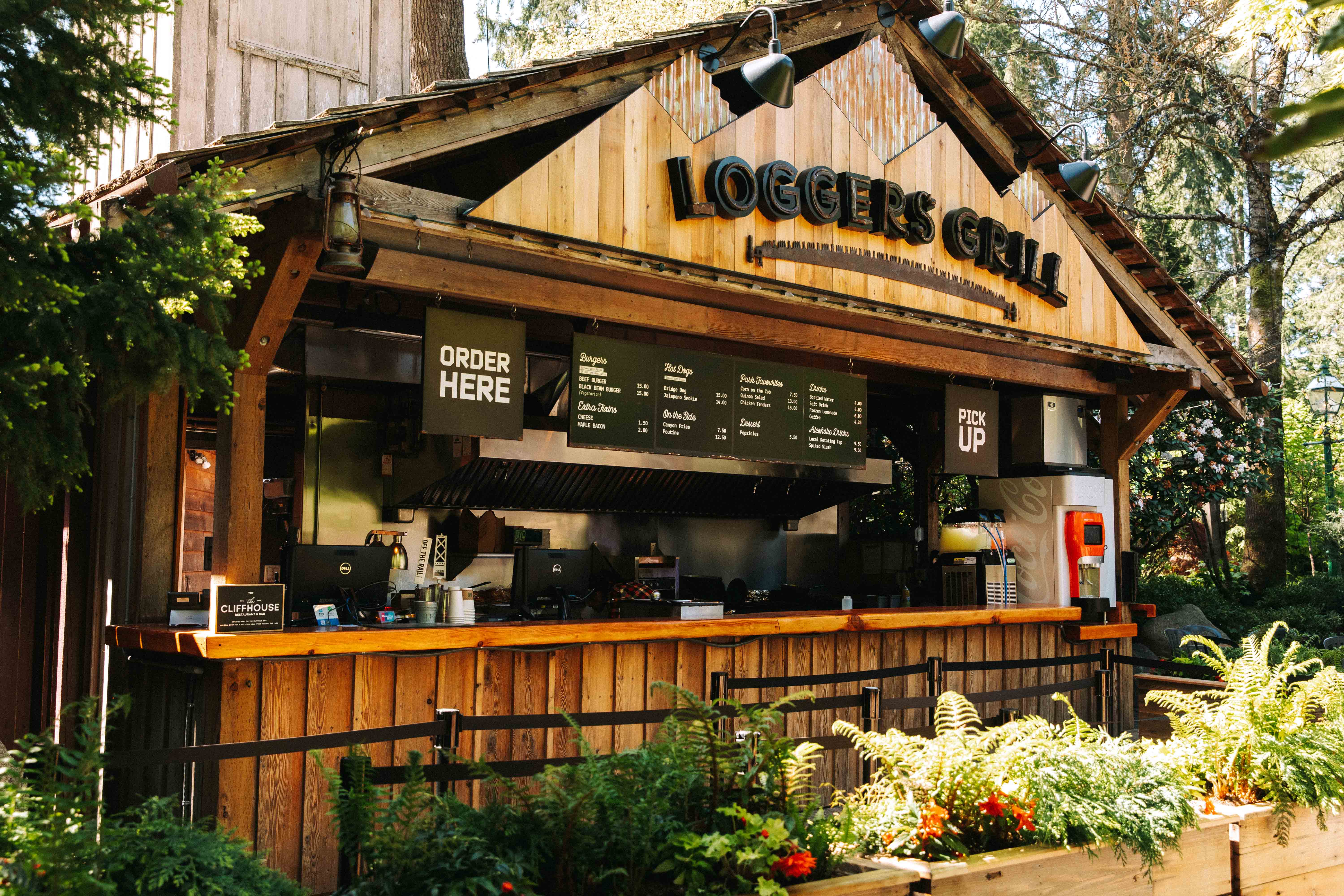 loggers' grill at capilano suspension bridge park